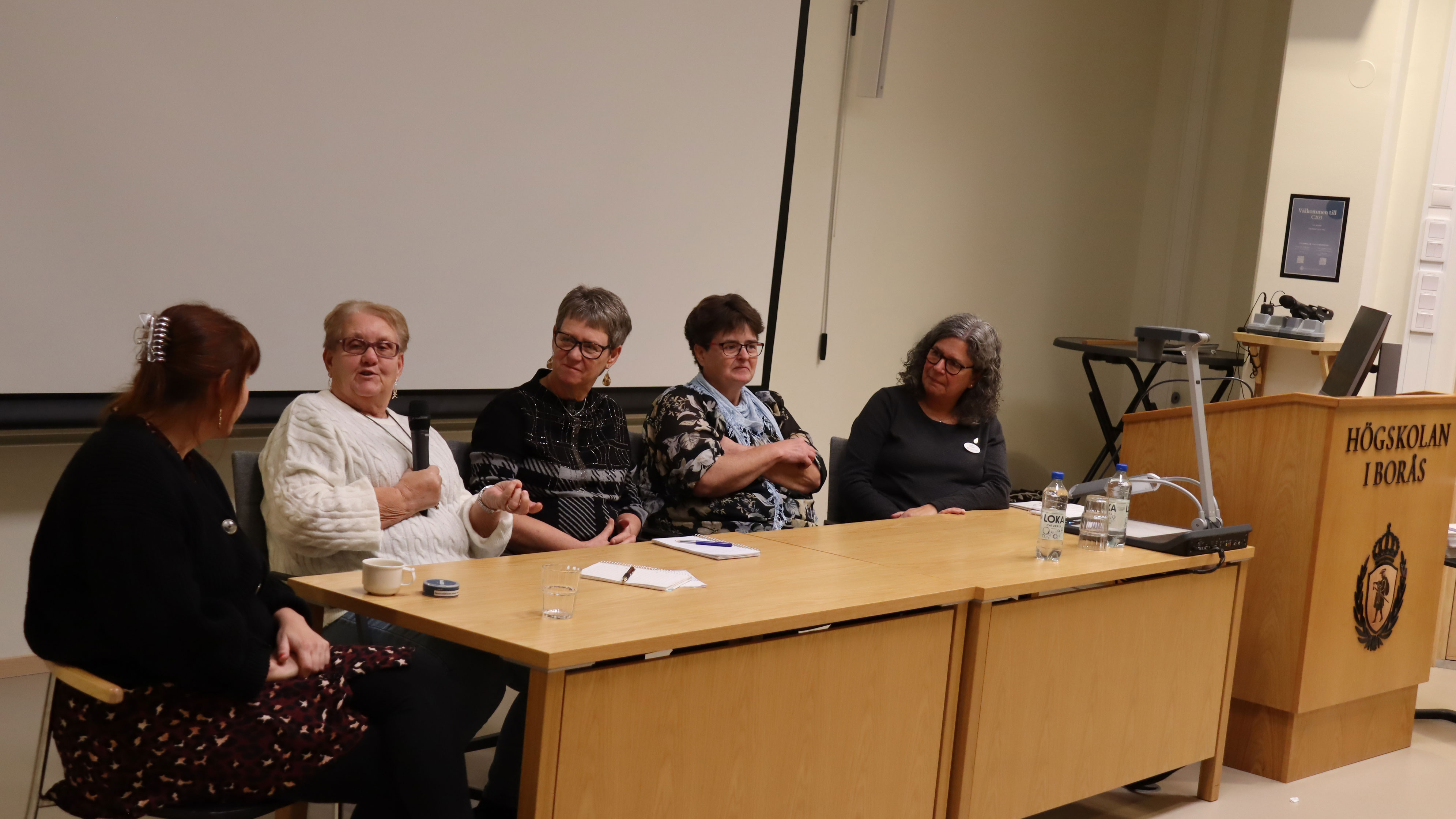 Paneldebatt med Lina Palmqvist,  Leine Persson Johansson, Margret Johansson, Ingalill Persson och Agneta Gustafsson