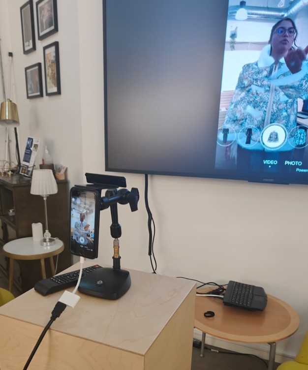 AR application on mobile phone