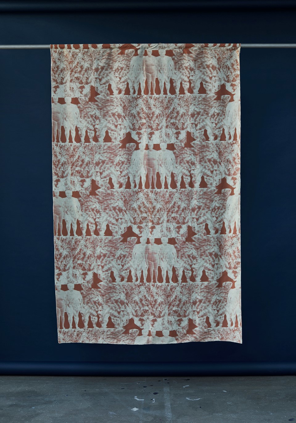 Image from collection Body based patterns: The human body as a tool for designing surface patterns