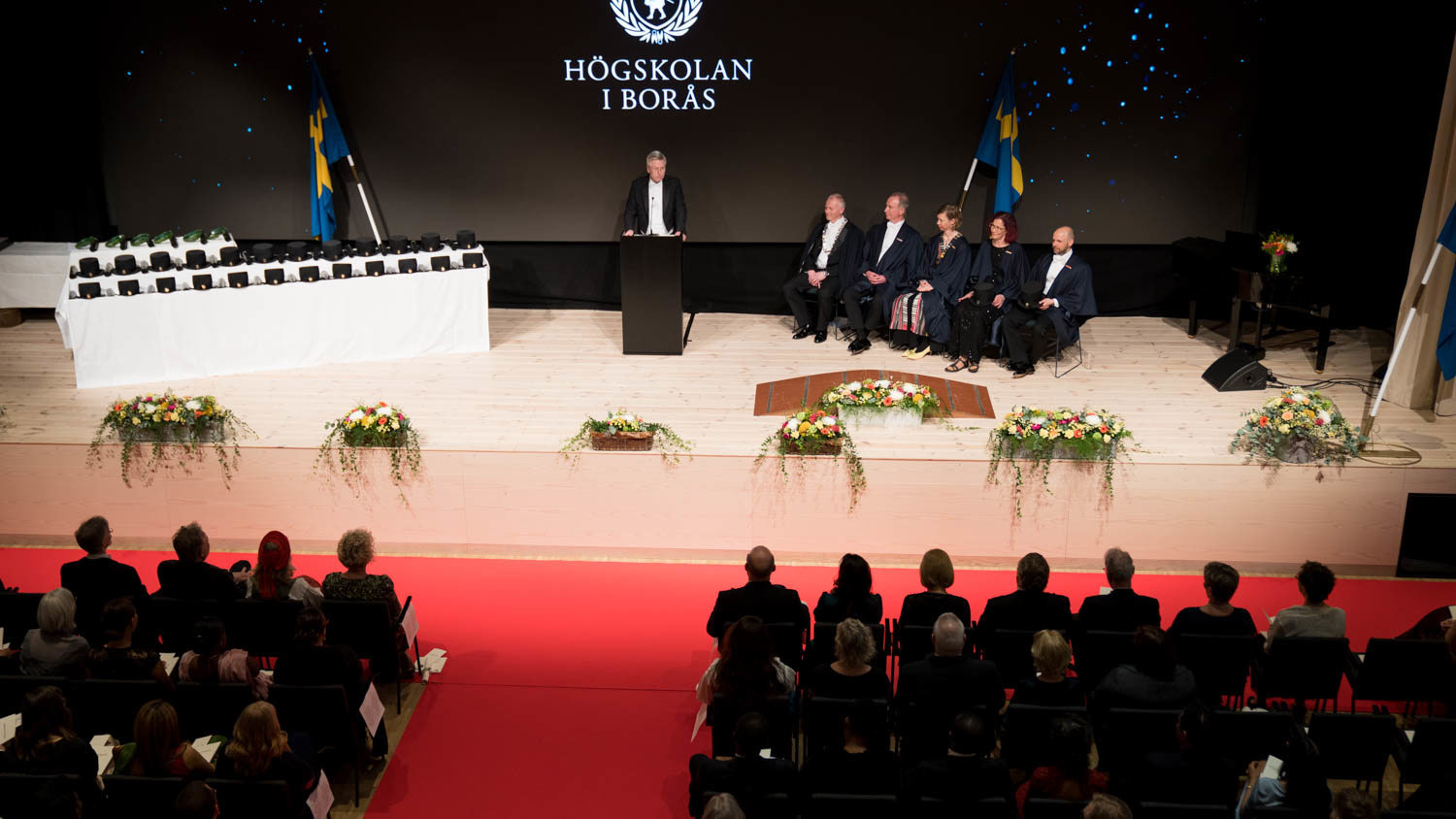 Professor Gustaf Juell-Skielse giving a speech